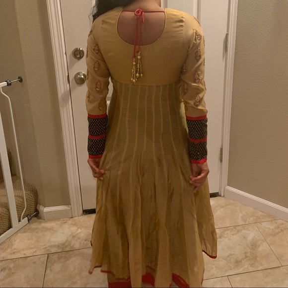 Long dress or anarkali - Picture 13 of 14